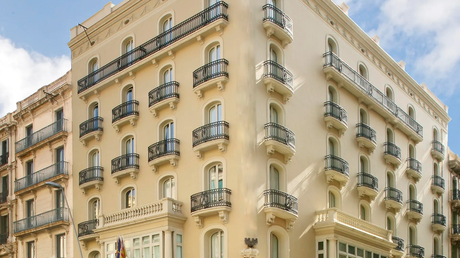 Hotel Midmost Barcelona
